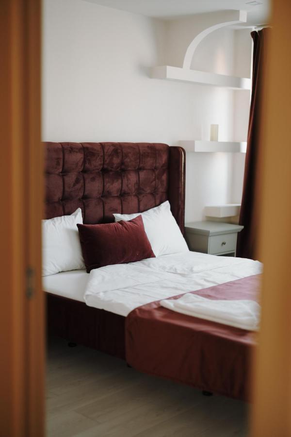 Bear'S Apartment Alba Iulia Extérieur photo